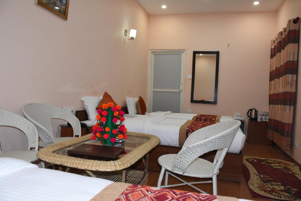 Bojinee Nagarkot Resort Exterior foto
